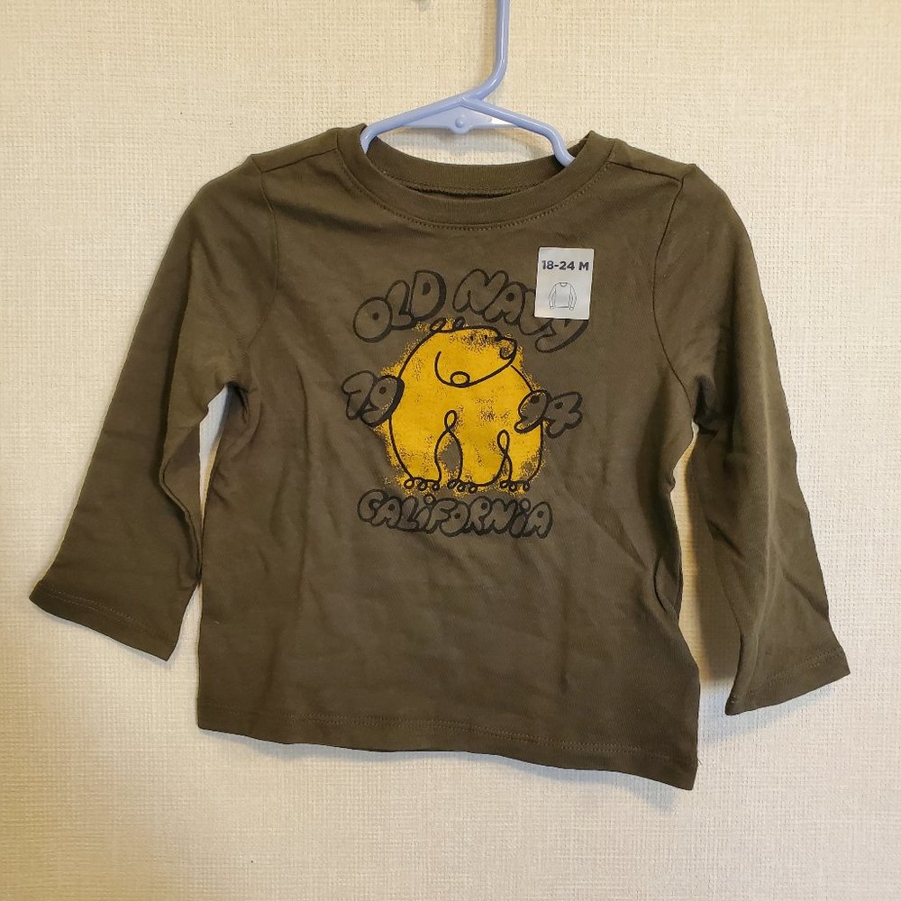 Old Navy Long Sleeve Boys Graphic T Shirt. 18-24 Months. Green. NWT. Bear